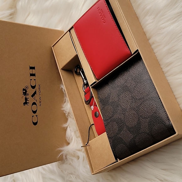 Coach Boxed 3 In 1 Wallet Gift Set In Colorblock Signature Canvas - Picture 1 of 7